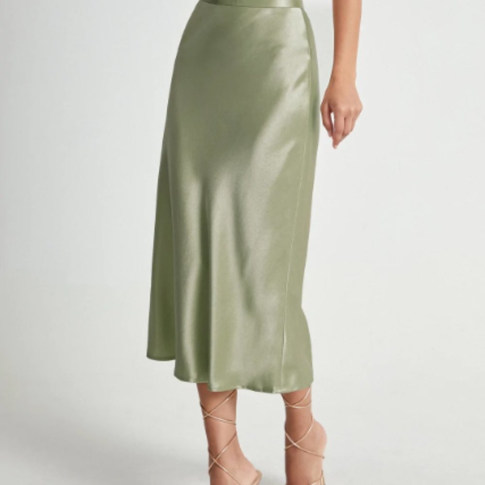 Midi Skirt - High Waisted Satin Flowy - XS - Never Worn with Tags